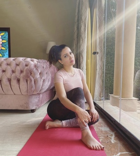 Nisreen Tafish | Actress feet photo 6